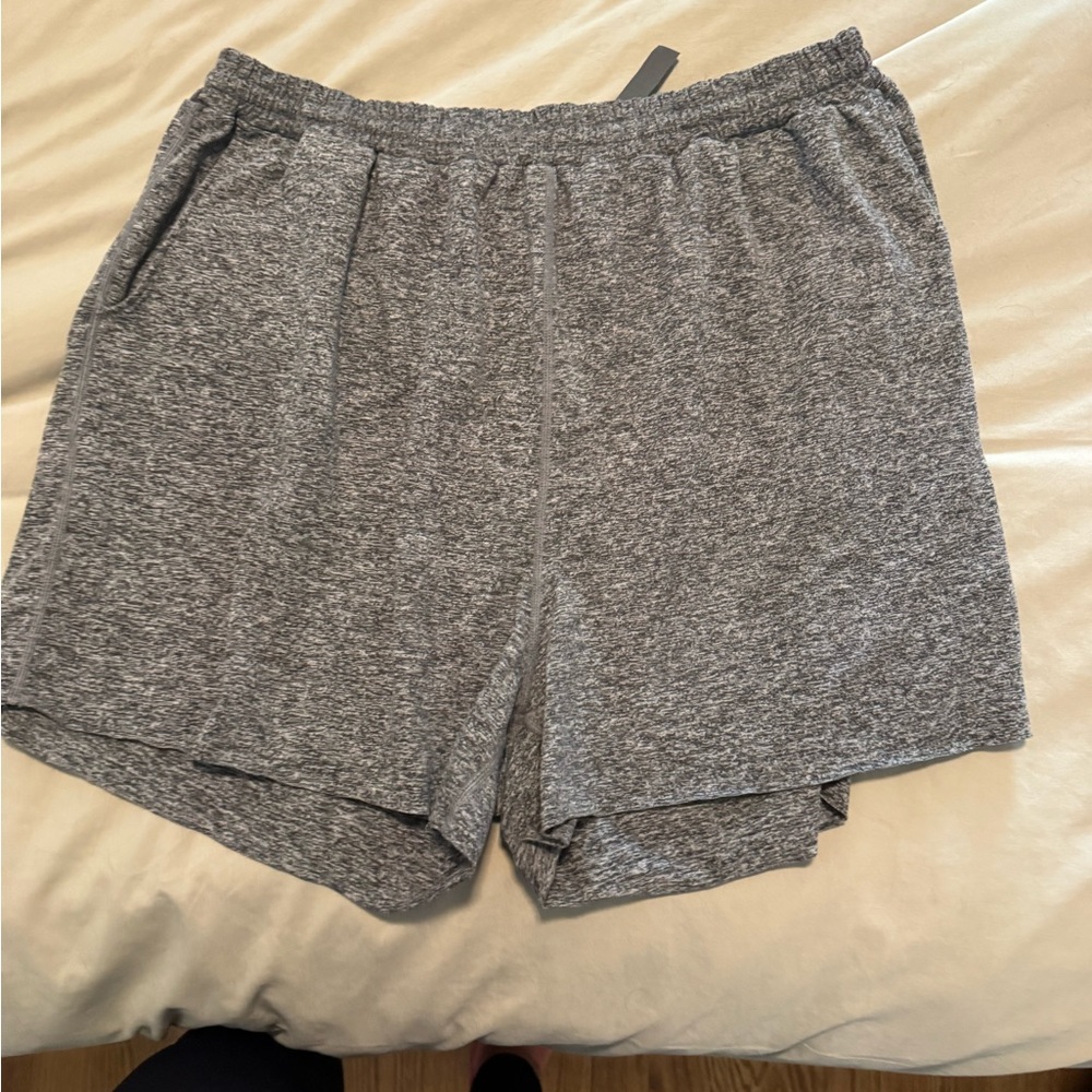 Women’s Vuori Shorts